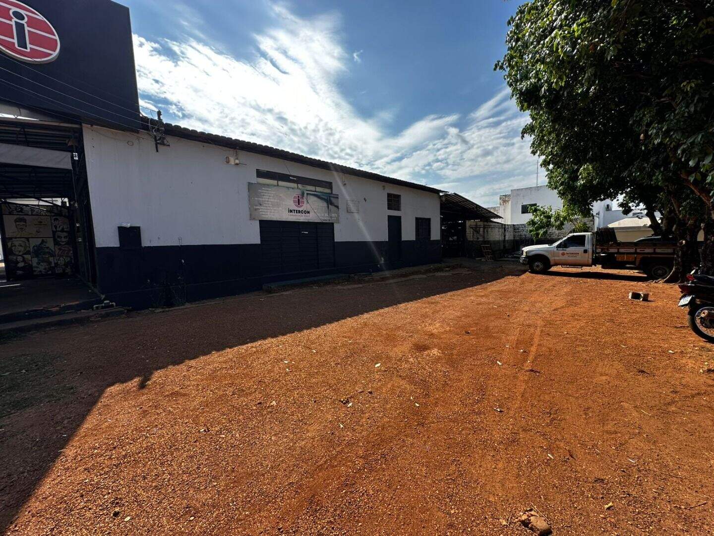 Sala à venda no Plano Diretor Sul: 