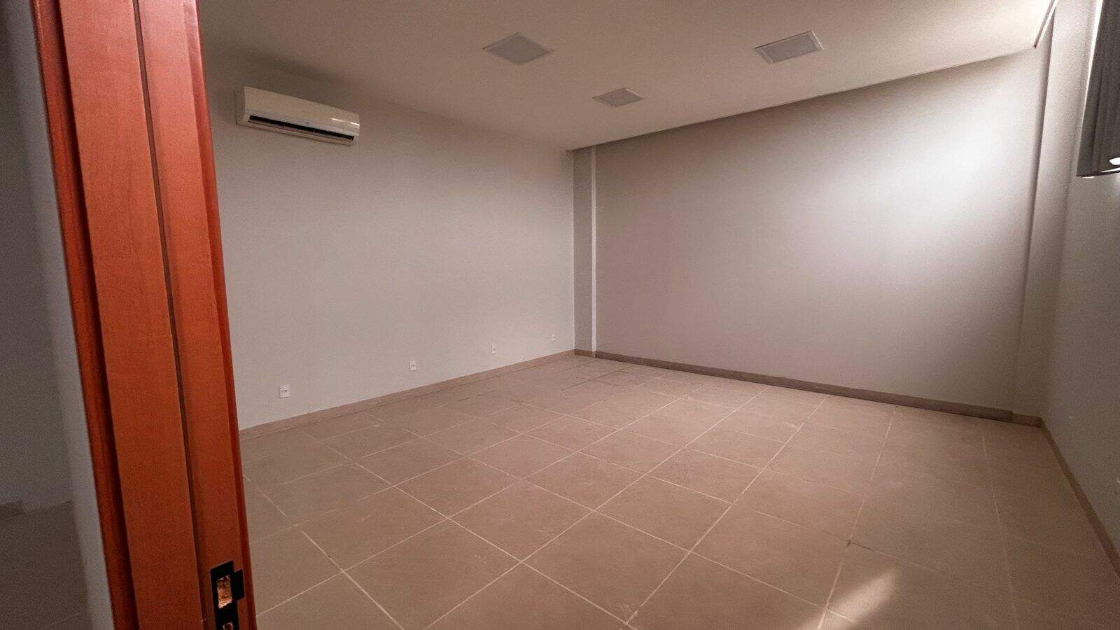 Sala para aluguel no Plano Diretor Norte: 