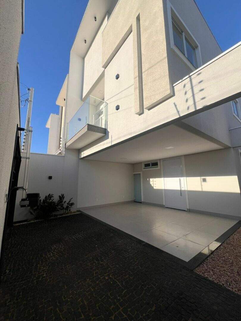 Sobrado à venda no Plano Diretor Sul: 