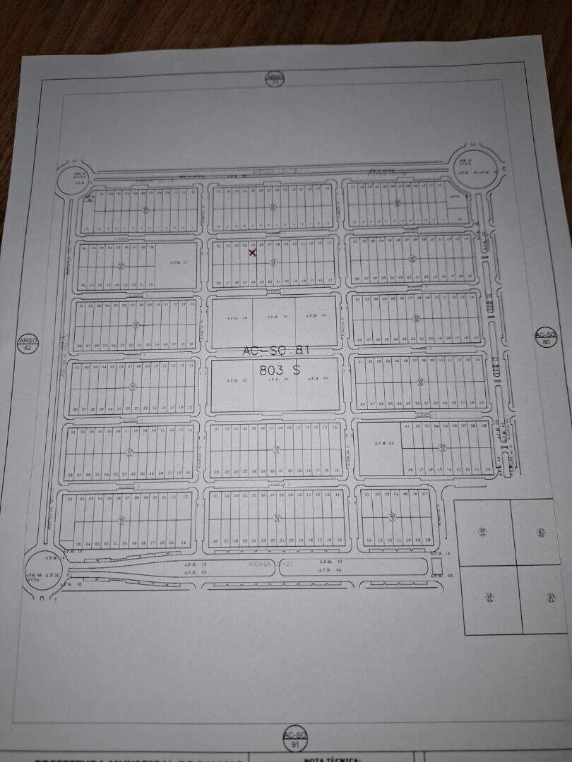 Terreno à venda no Plano Diretor Sul: 