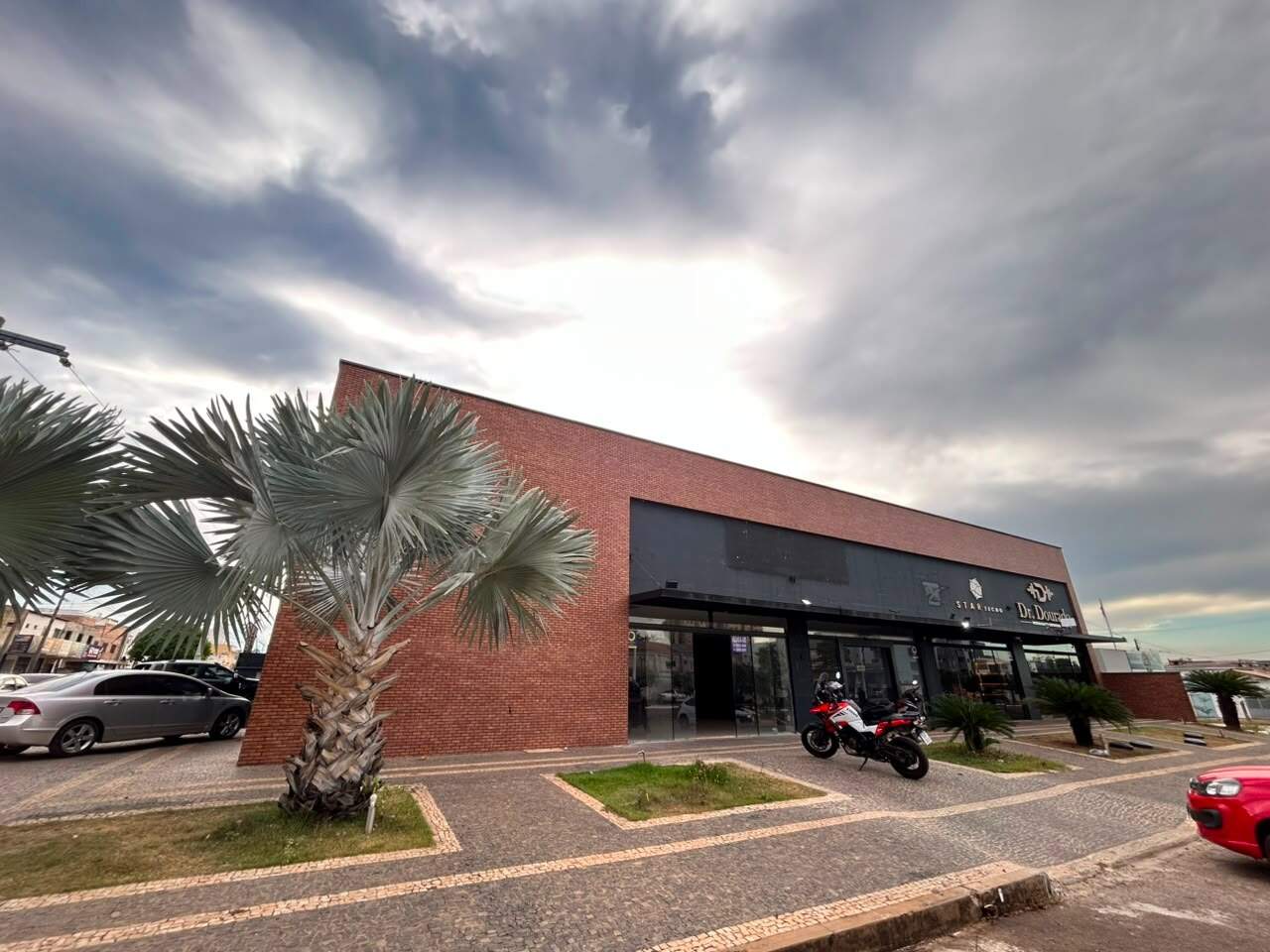 Sala para aluguel no 104 Norte: 