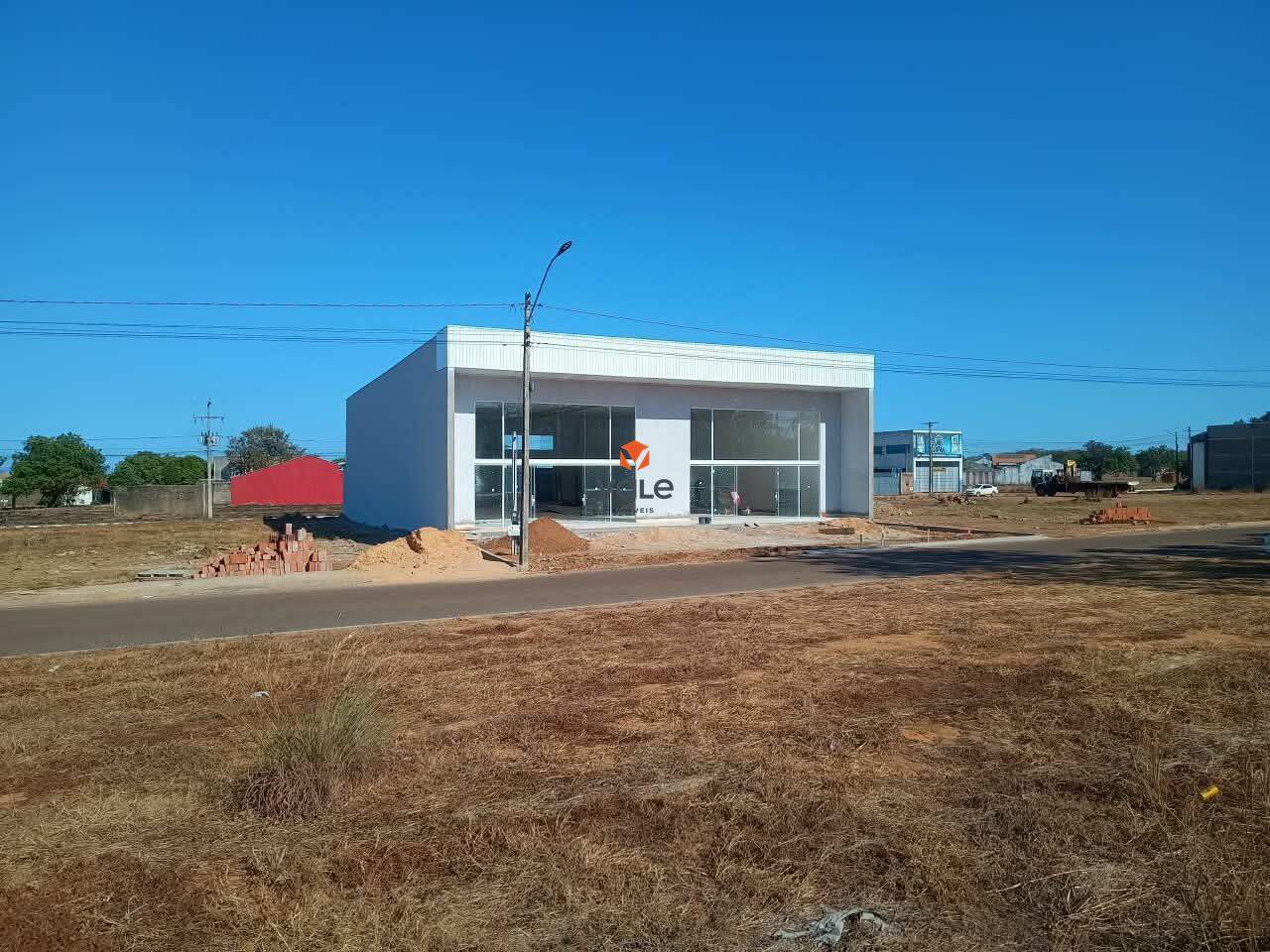 Galpão para aluguel no Luzimangues: 