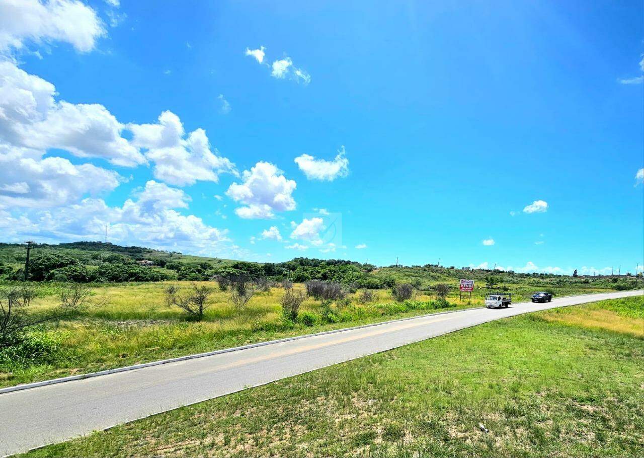 Área com 56.000 m² às margens da BR 101