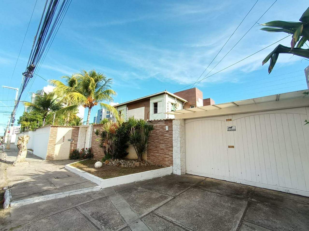 Casa para aluguel, 4 quartos, 4 suítes, 13 vagas, Coroa do Meio - Aracaju/SE