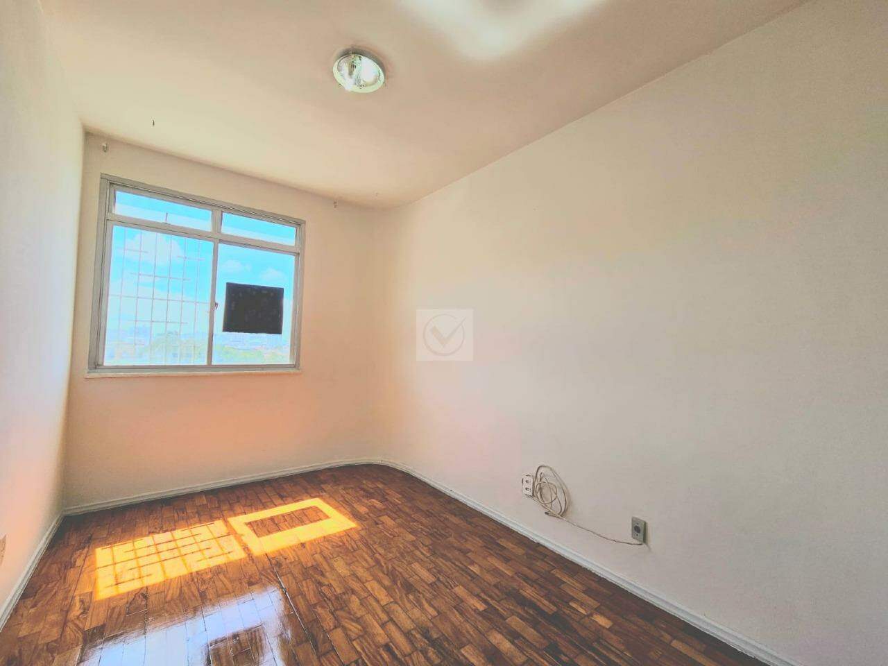 Oportunidade imperdível no Edifício Bretagne - Foto 6