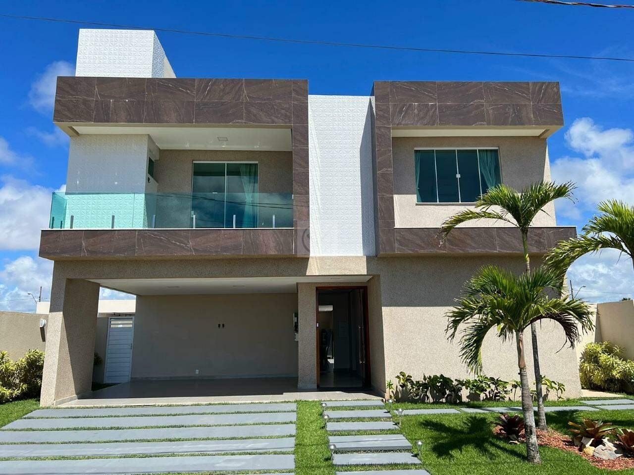 Oportunidade: Magnífica Casa no Condomínio Quintas da Barra