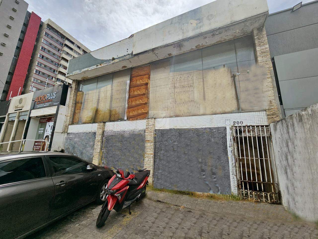 Ponto Comercial na Avenida Hermes Fontes