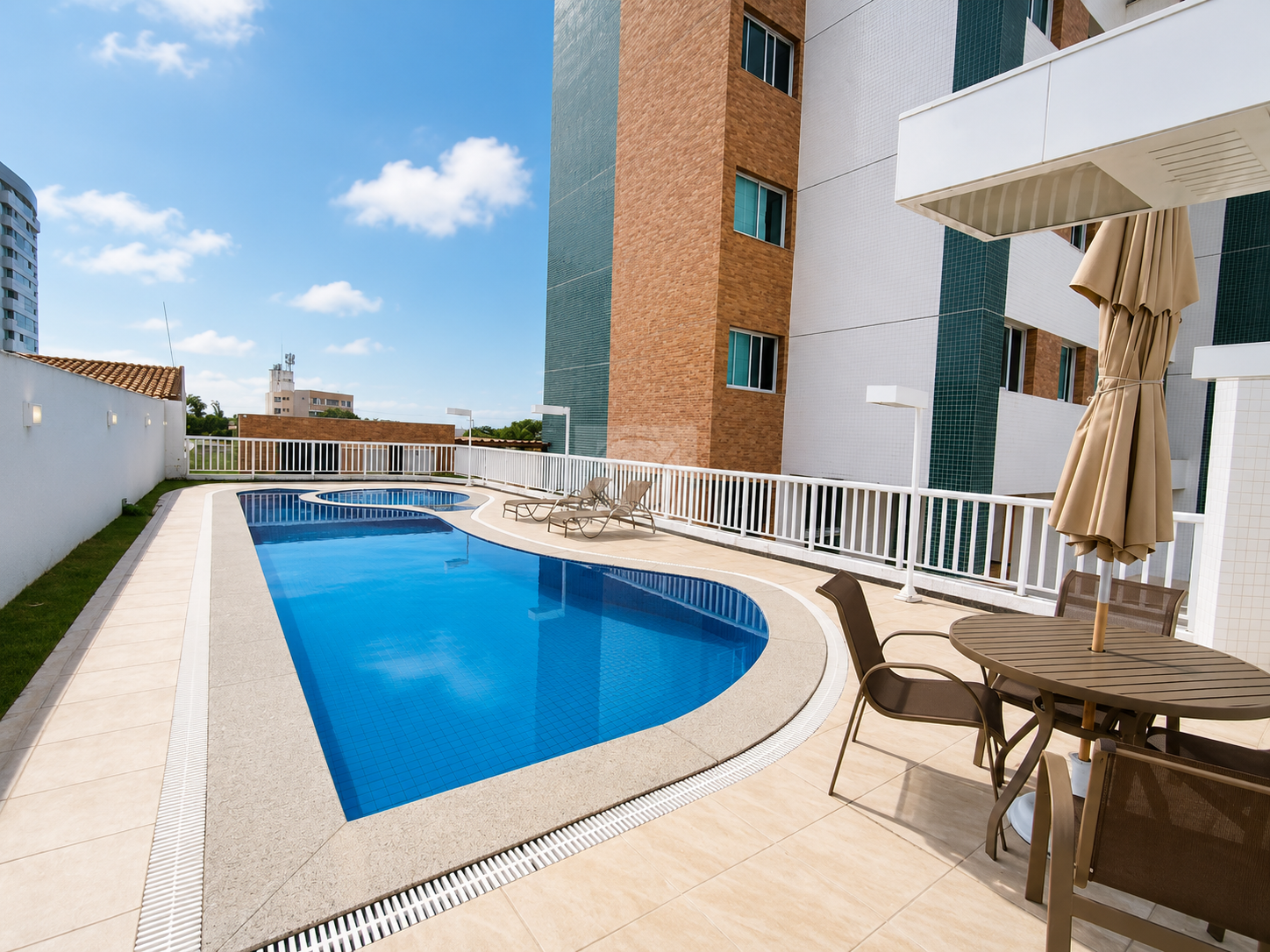 Apartamento Exclusivo de 3 Quartos (2 Suítes) na Atalaia, Frente com Vista Mar — Aluguel - Foto 13