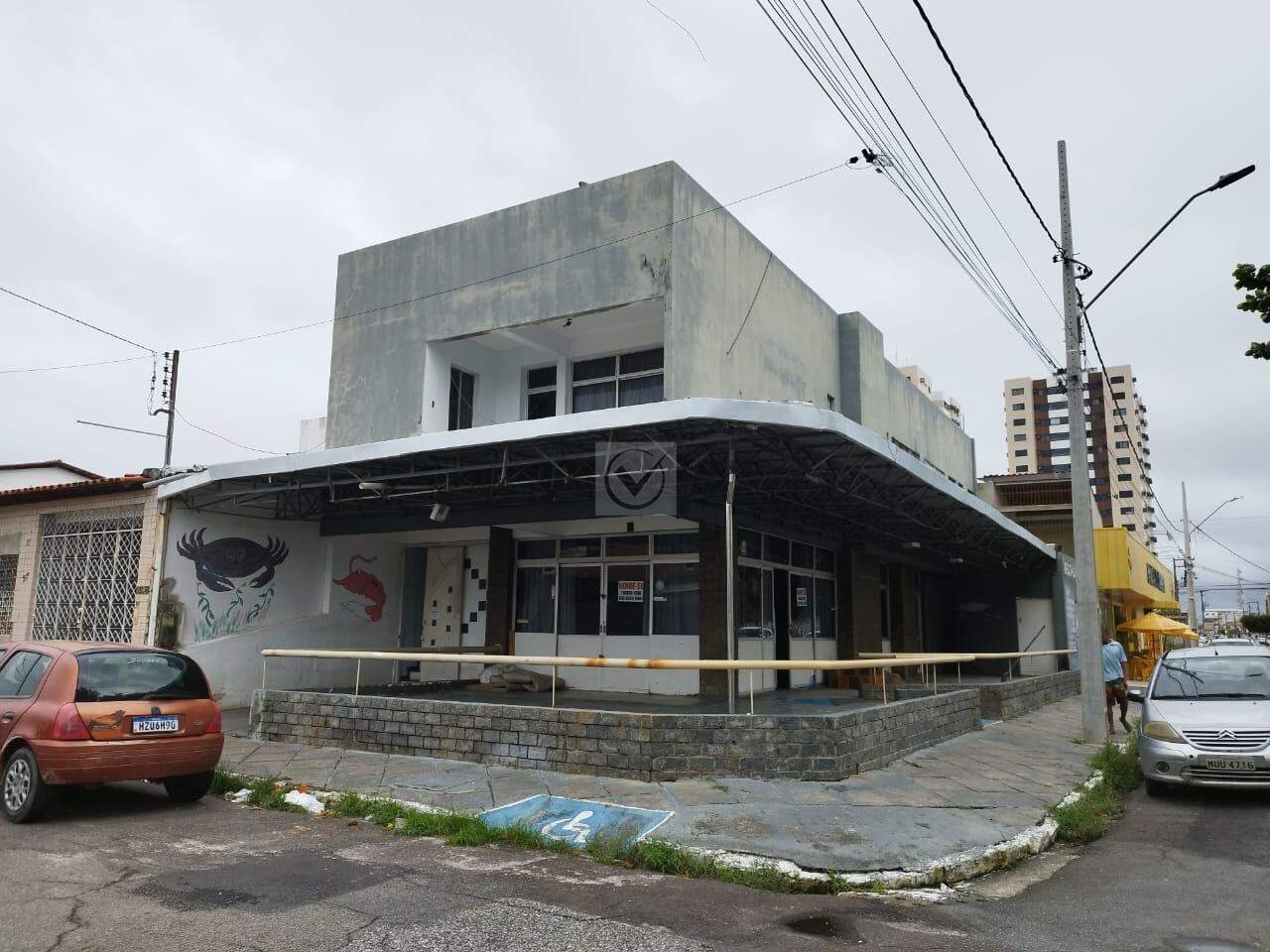 Oportunidade: Prédio Comercial de Esquina na Suíssa (Vila Militar)