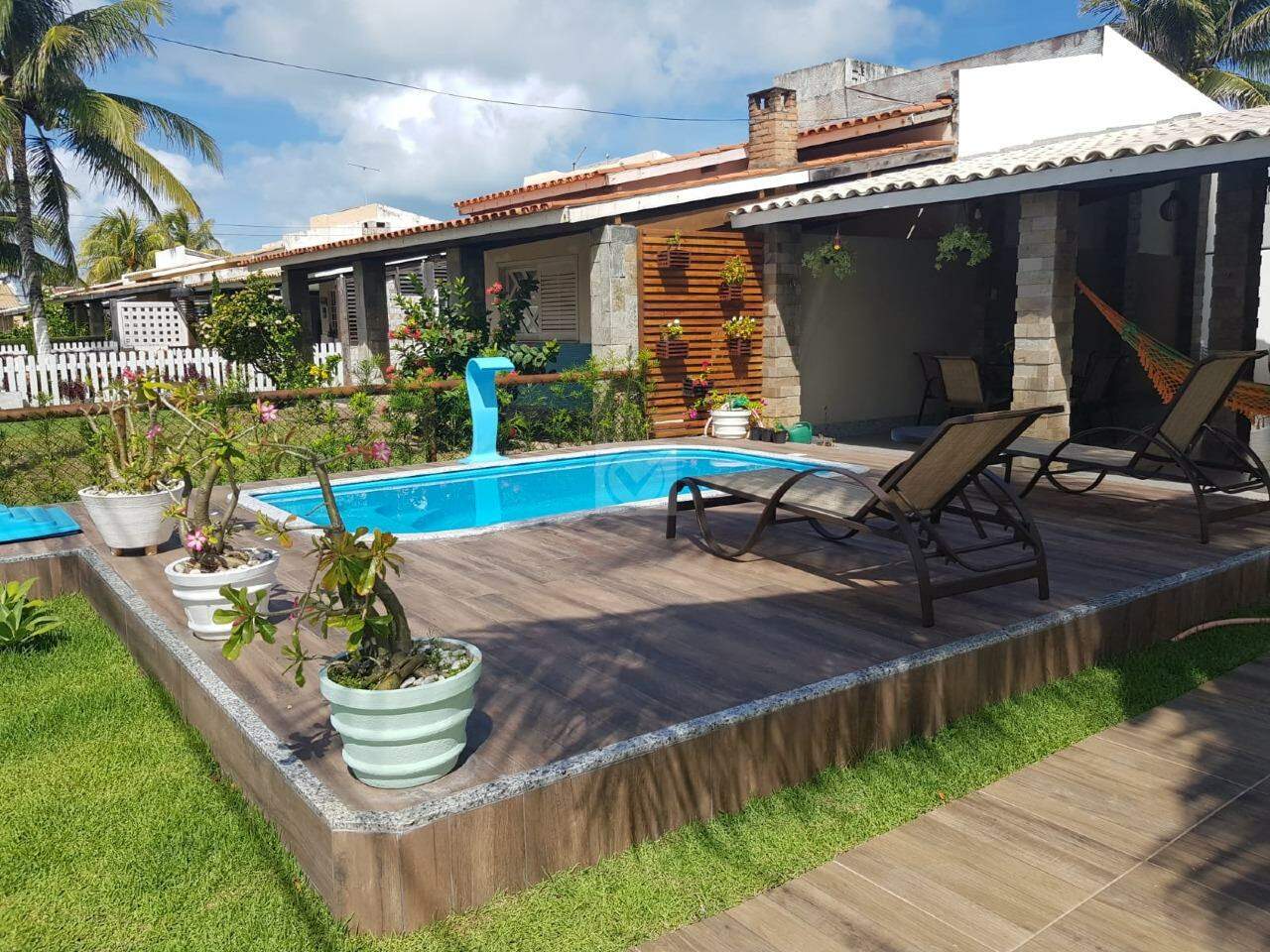 Viva em um Paraíso à Beira-Mar no Condomínio Baia Blanca!