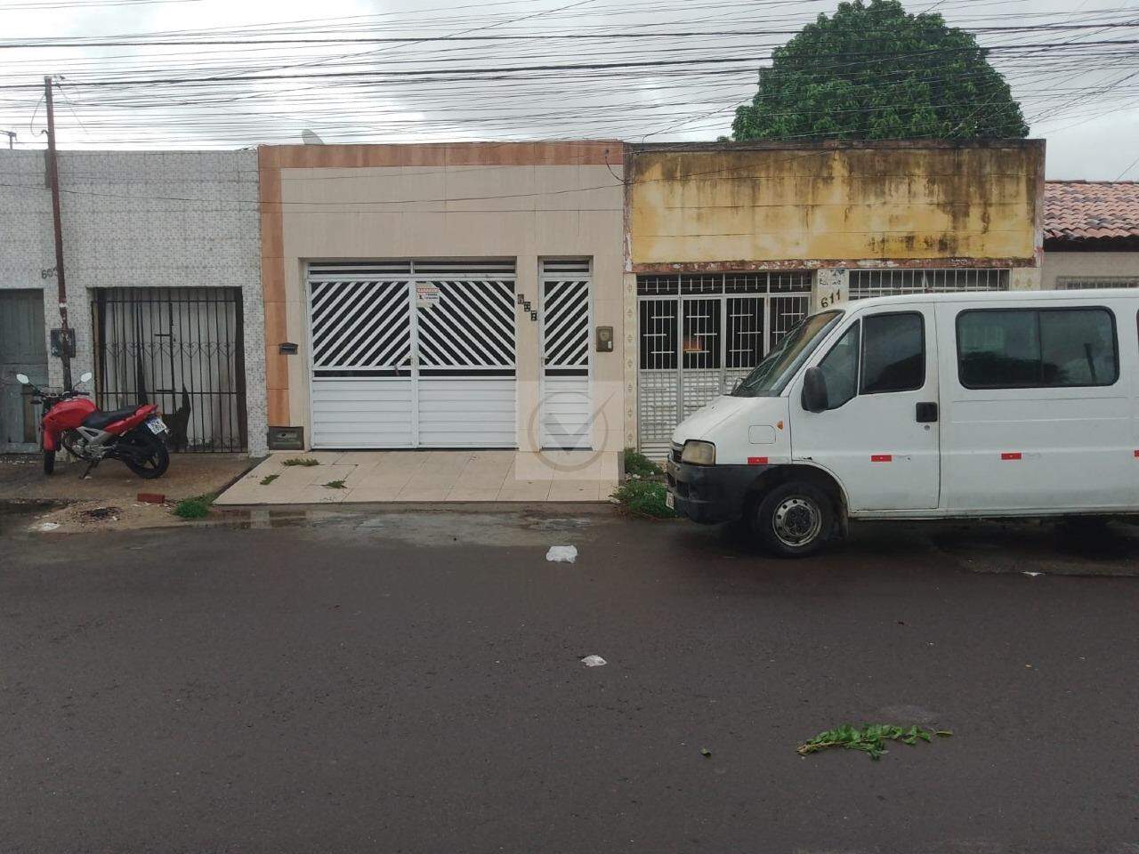 Casa térrea no Bairro Siqueira Campos