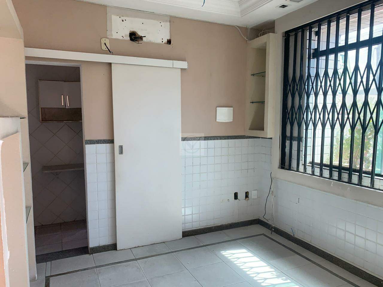 Excelente ponto comercial na Desembargador Maynard - Foto 14