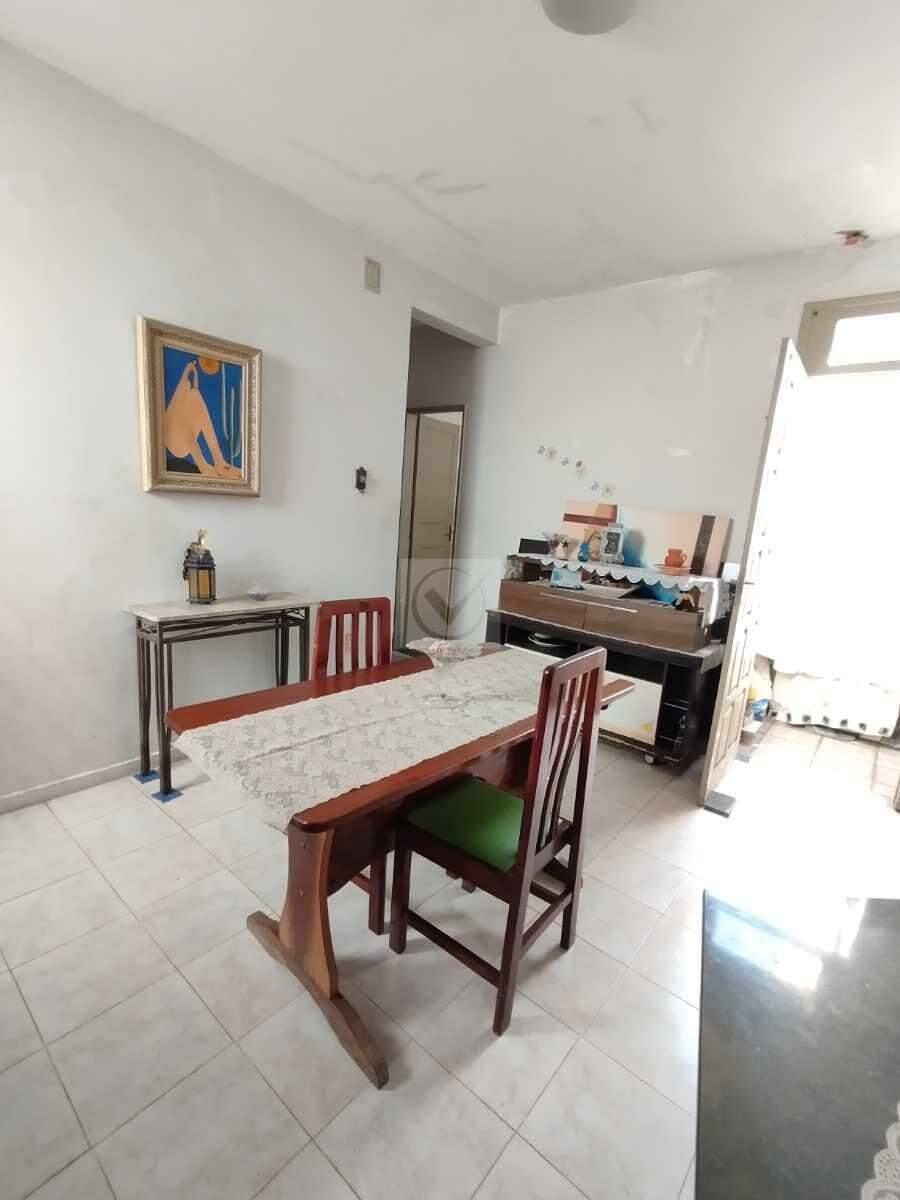Versatilidade e Espaço no Coração da 13 de Julho: Casa com 4 Quartos e Quintal Amplo! - Foto 4