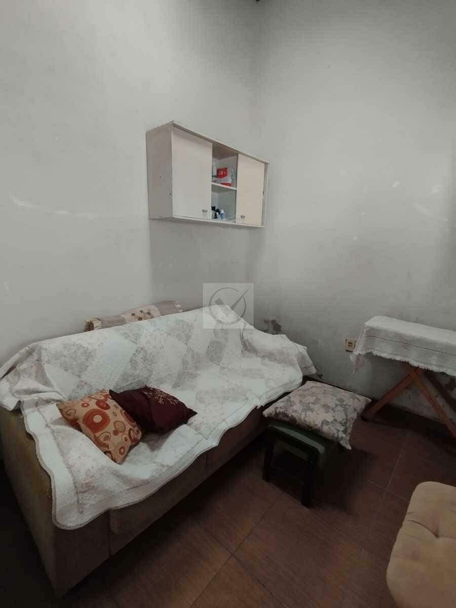 Versatilidade e Espaço no Coração da 13 de Julho: Casa com 4 Quartos e Quintal Amplo! - Foto 5