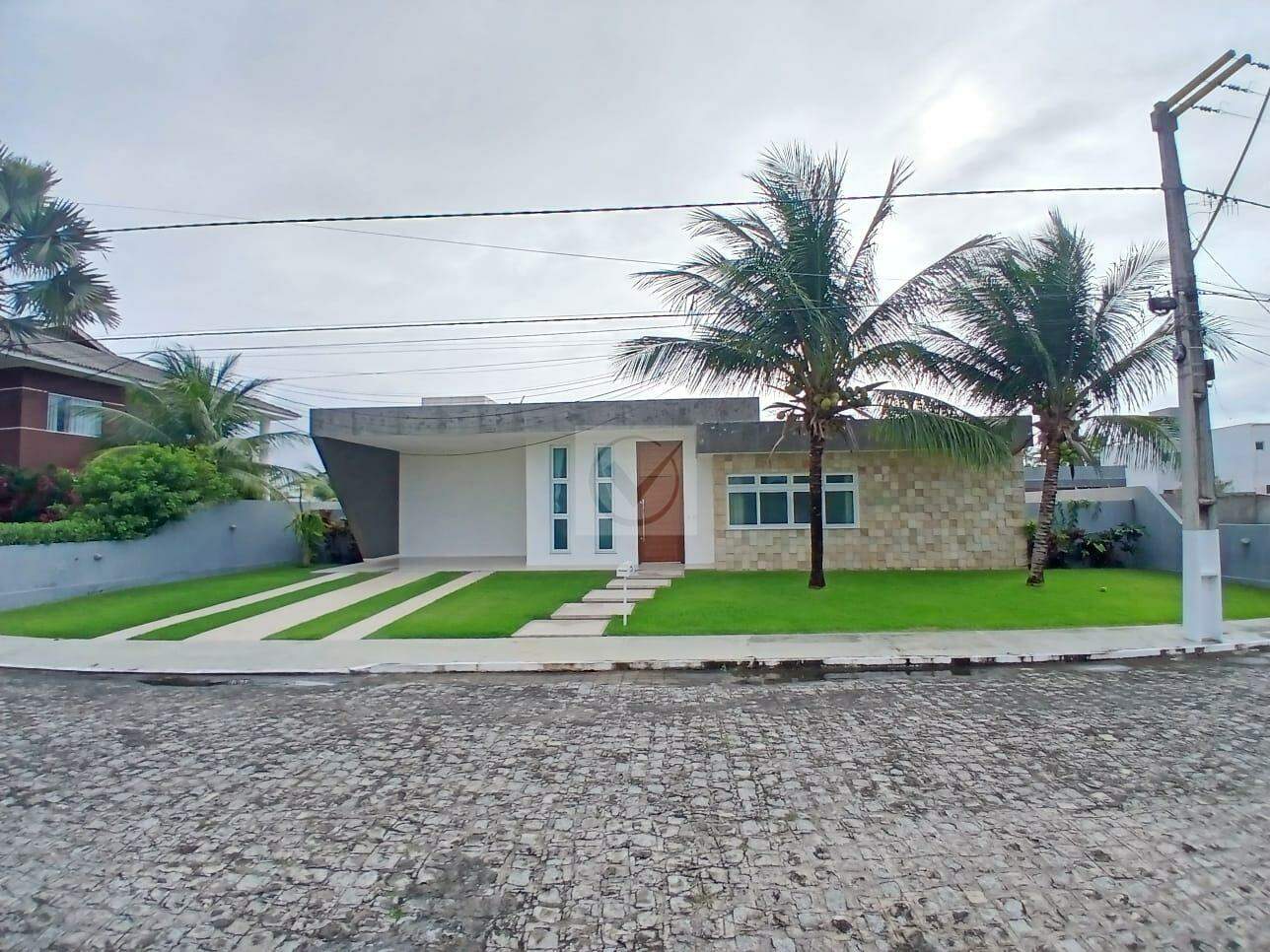Casa em Condomínio na Zona de Expansão em Aracaju/SE – Alto Padrão Frente Mar com Energia Solar e Automação