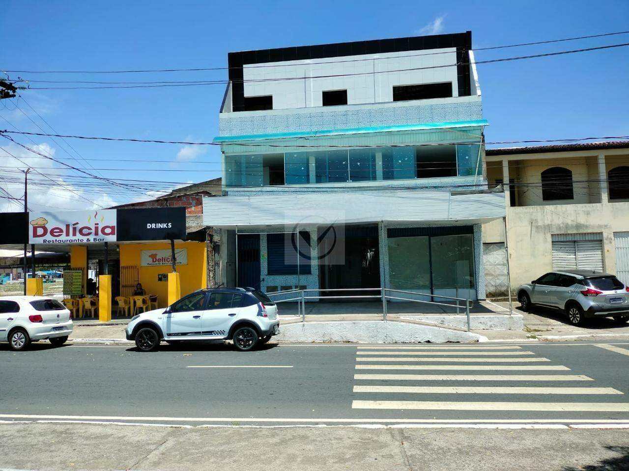 Oportunidade prédio comercial espaçoso e estrategicamente localizado!