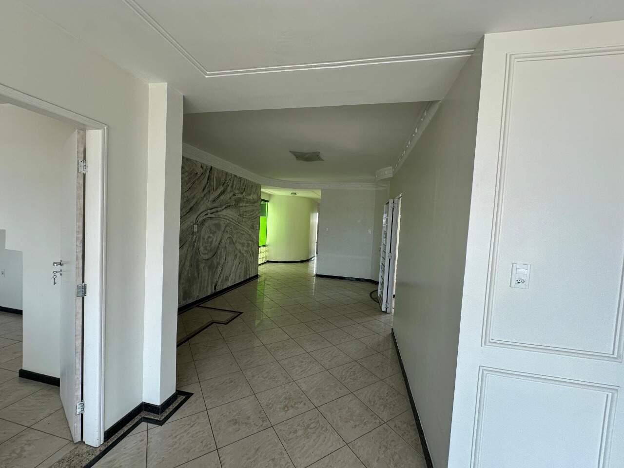 Salas Comerciais no 1°PAV para Aluguel em Itabaiana/SE - Foto 2