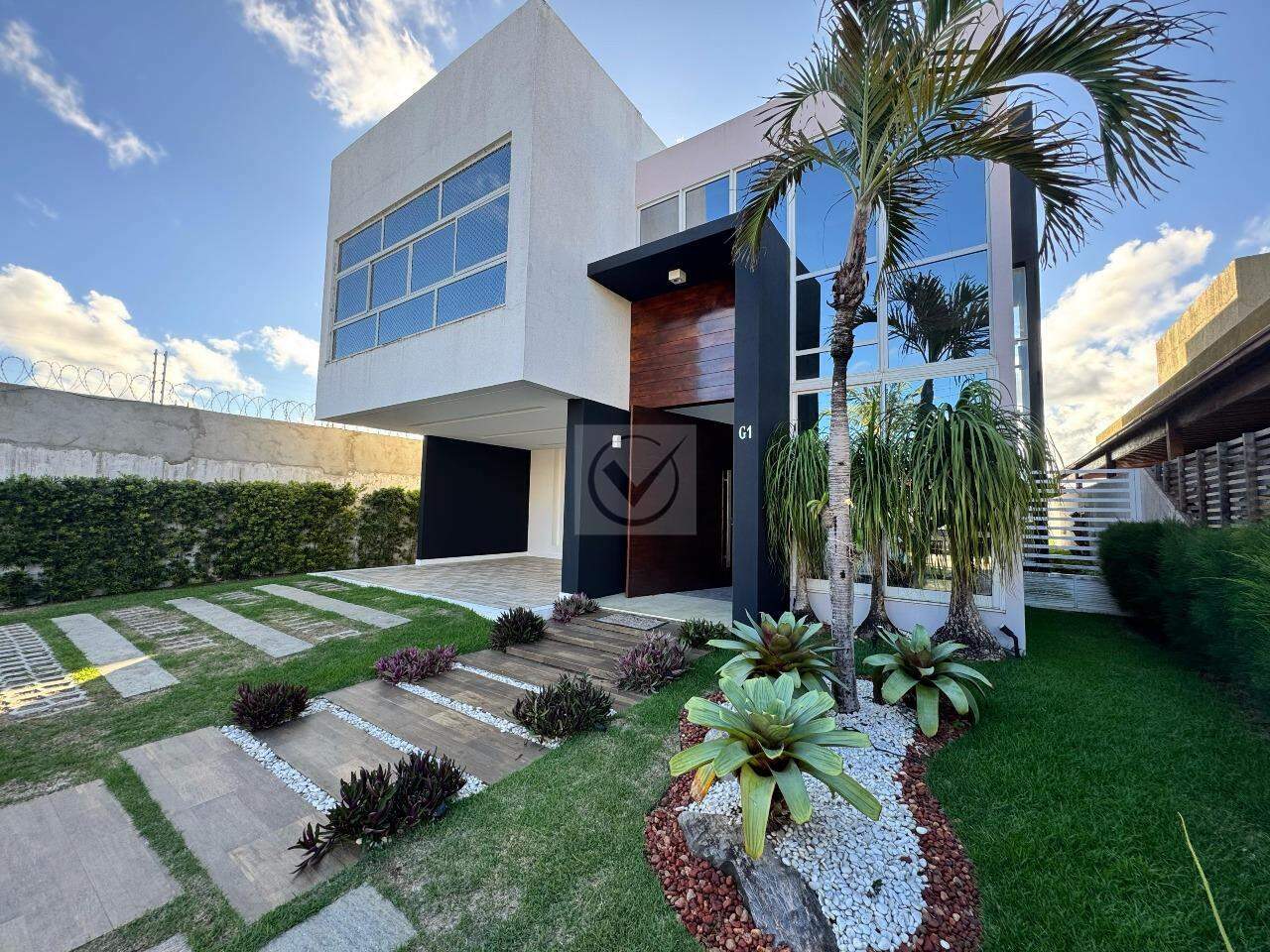 Casa Mobiliada no Condomínio Costa Marina