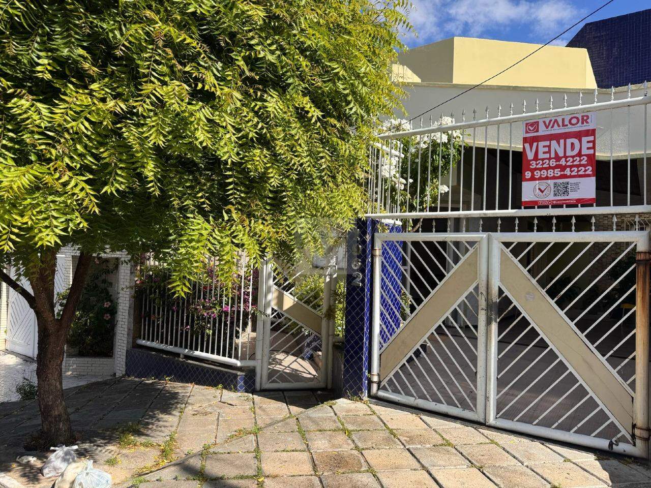 Casa à venda, 4 quartos, 2 suítes, 1 vaga, Suíssa - Aracaju/SE