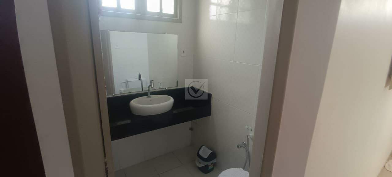 Venda - O Seu Refúgio Perfeito: Casa Espetacular na Coroa do Meio! - Foto 13