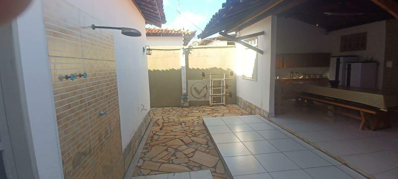 Venda - O Seu Refúgio Perfeito: Casa Espetacular na Coroa do Meio! - Foto 15