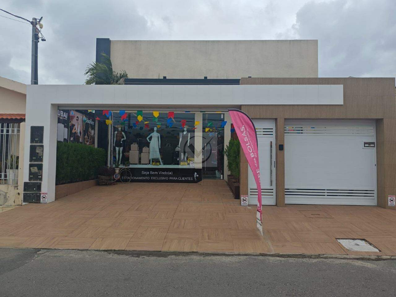 Ponto Comercial para aluguel, 2 vagas, Jabotiana - Aracaju/SE