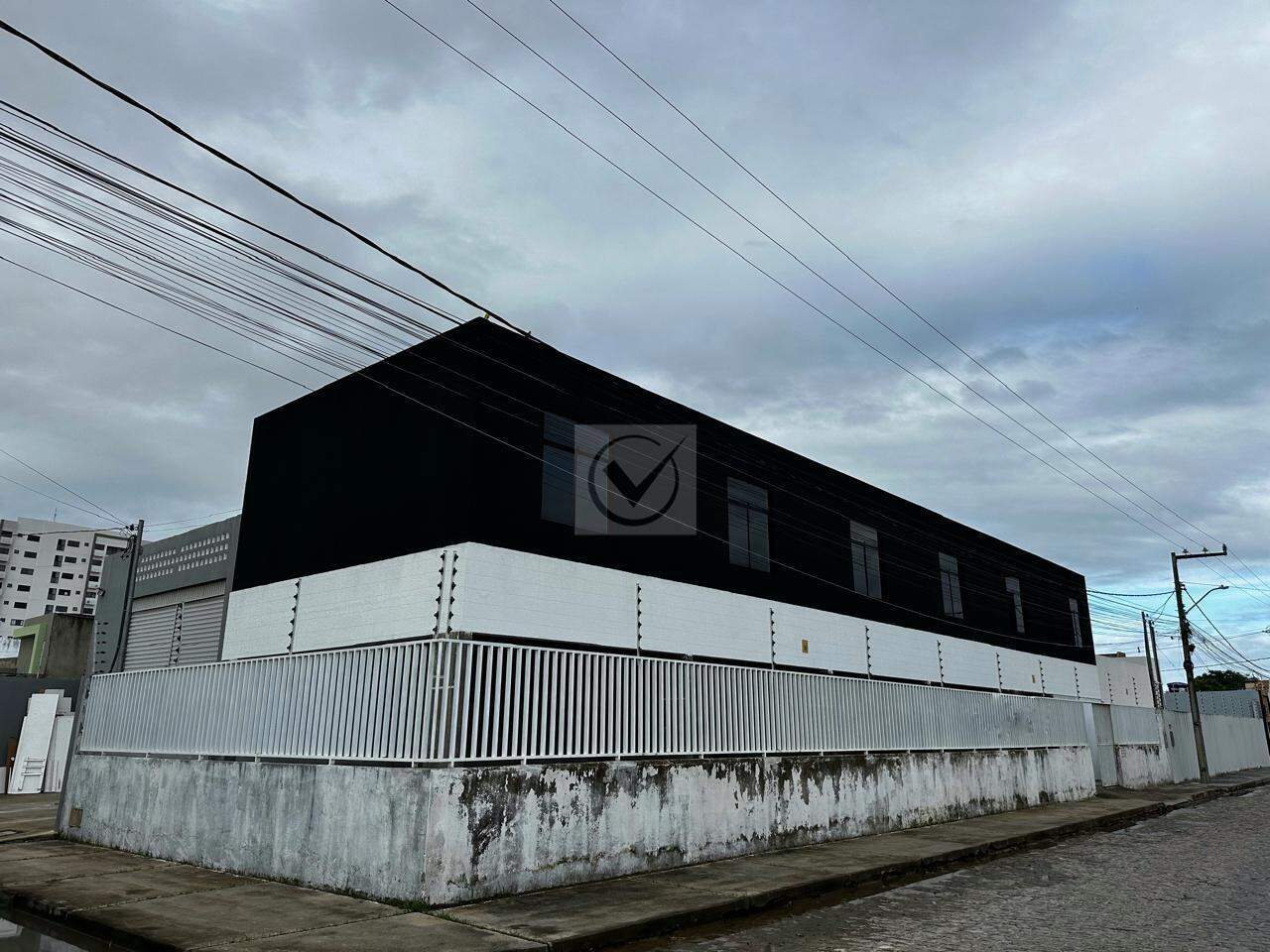 Venda | Casa duplex com ponto para comercio, Aracaju-SE