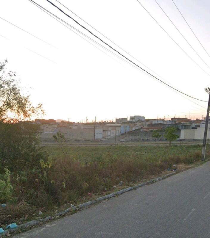 LOTE À VENDA NO LUIZ GONZAGA