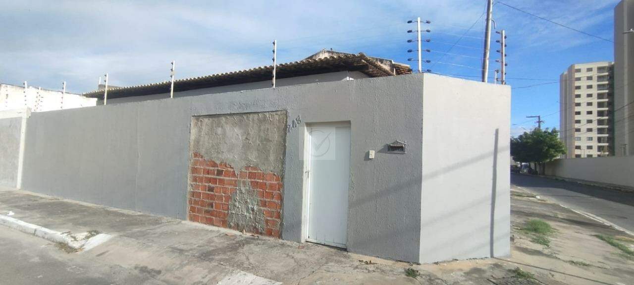 Casa de Esquina à venda, 2 quartos, 2 vagas, Coroa do Meio - Aracaju/SE