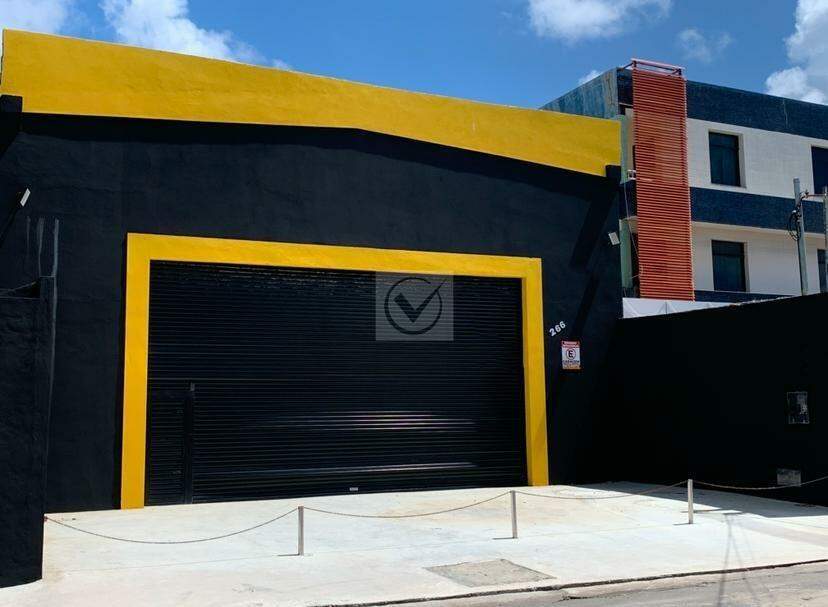 Galpão em Atalaia, Aracaju – 345 m² interna, 2 banheiros