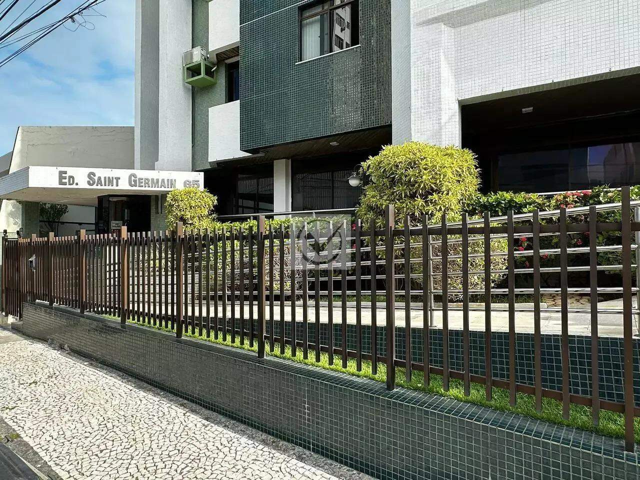 Apartamento Mobiliado 4 Quartos | 212m² | Bairro São José | Vista Incrível