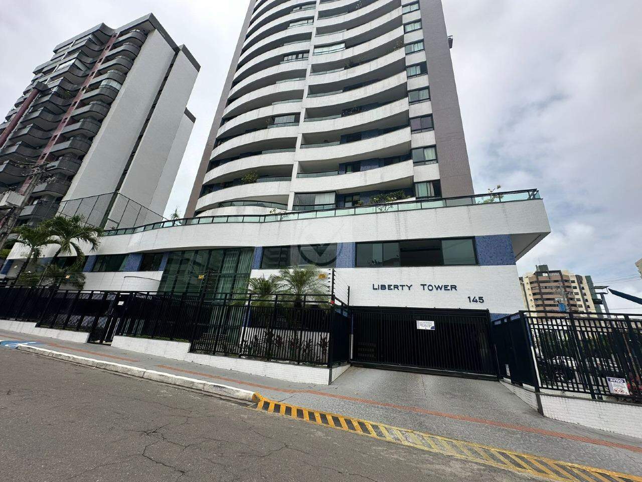 Apartamento à venda, 3 quartos, 1 suíte, 2 vagas, Jardins - Aracaju/SE