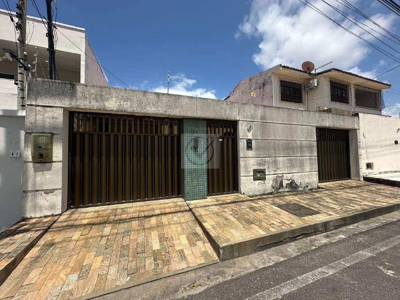 Descubra o Lar dos Seus Sonhos na Farolândia!