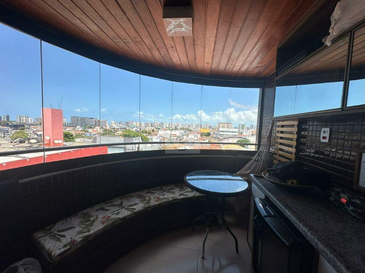 Apartamento dos Sonhos no Coração do Bairro São José! - Foto 2