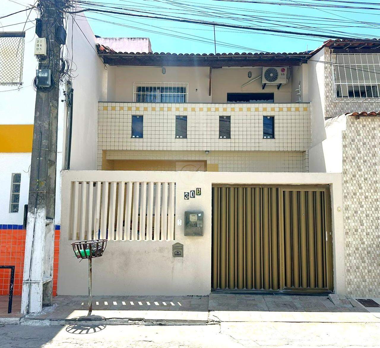 Casa Duplex à venda, 3 quartos, 1 vaga, Aeroporto - Aracaju/SE