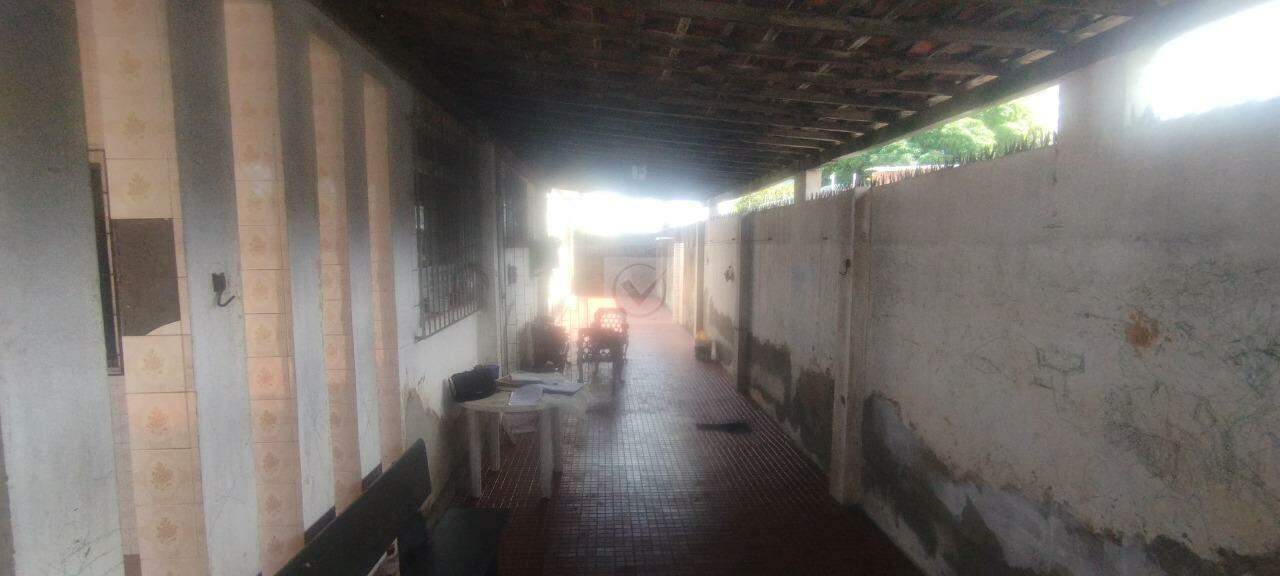 Venda - Casa à Venda no Bairro Grageru - Foto 15