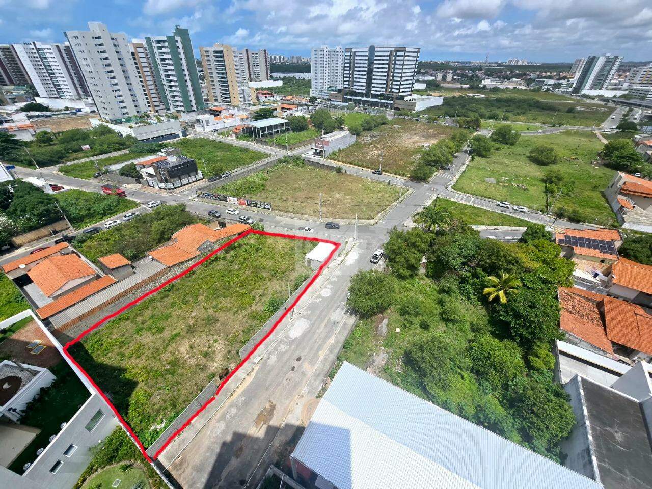Terreno\Área para aluguel, Jardins - Aracaju/SE