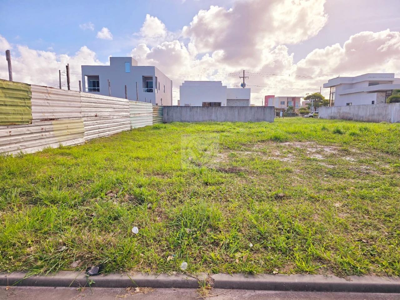 Venda - Terreno no Terras Alphaville 1: Seu projeto dos sonhos em um cenário de alto padrão!