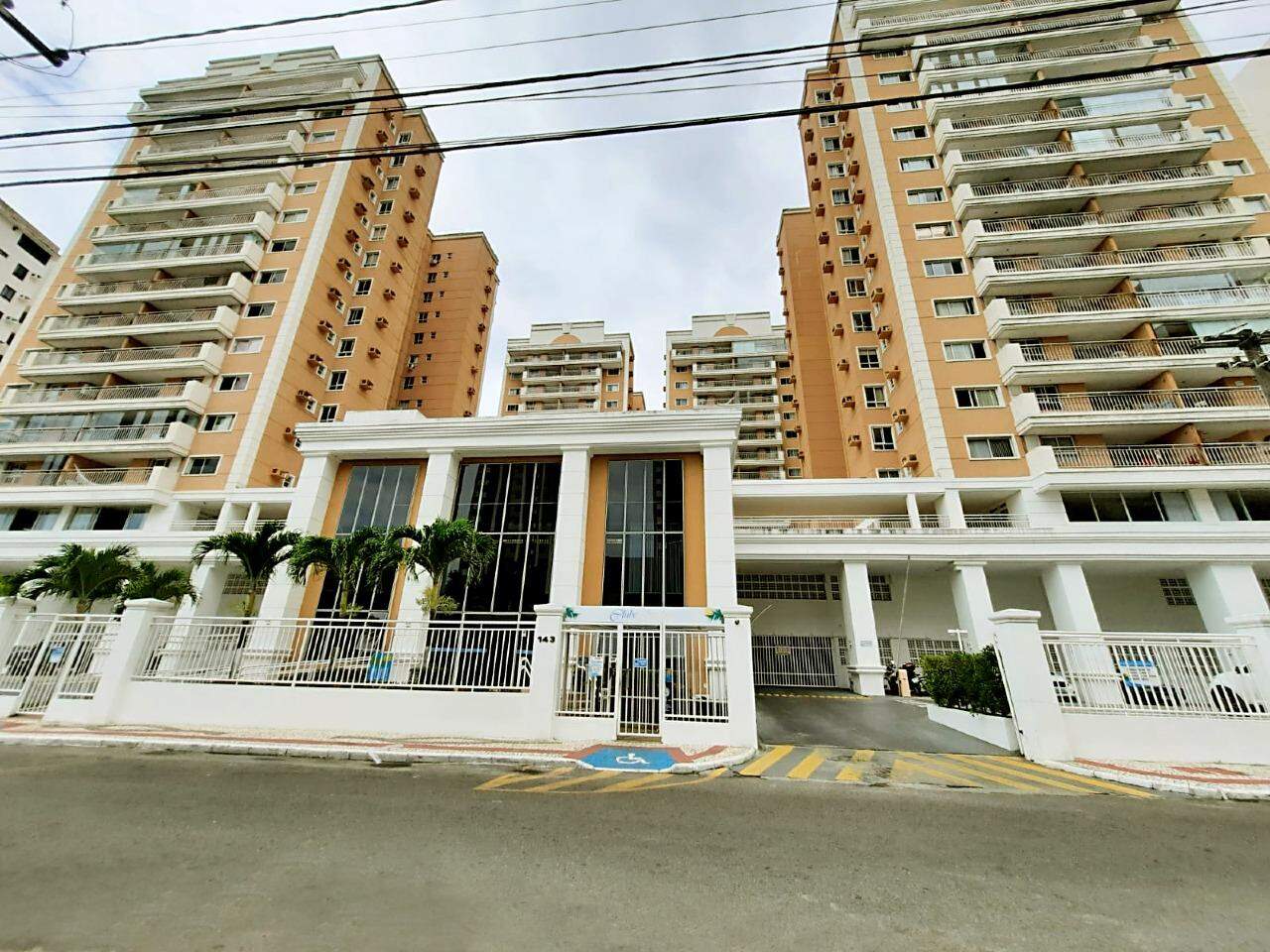 Apartamento no Condominio Clube Jardins