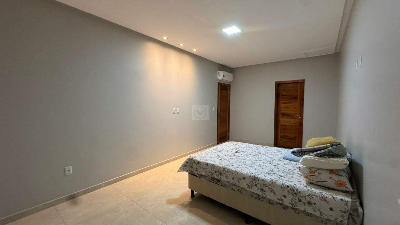 Casa Espetacular com Lazer Completo, Piscina e Vaga para 10 Carros! - Foto 15