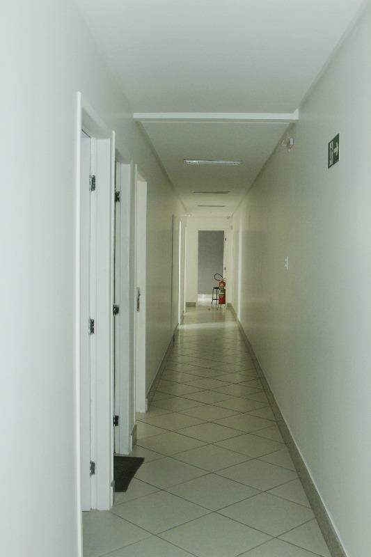 VENDA: Prédio Comercial 2 Pavimentos – 6 Salas Prontas e Localização Prime Próximo à Praça Camerino. - Foto 5