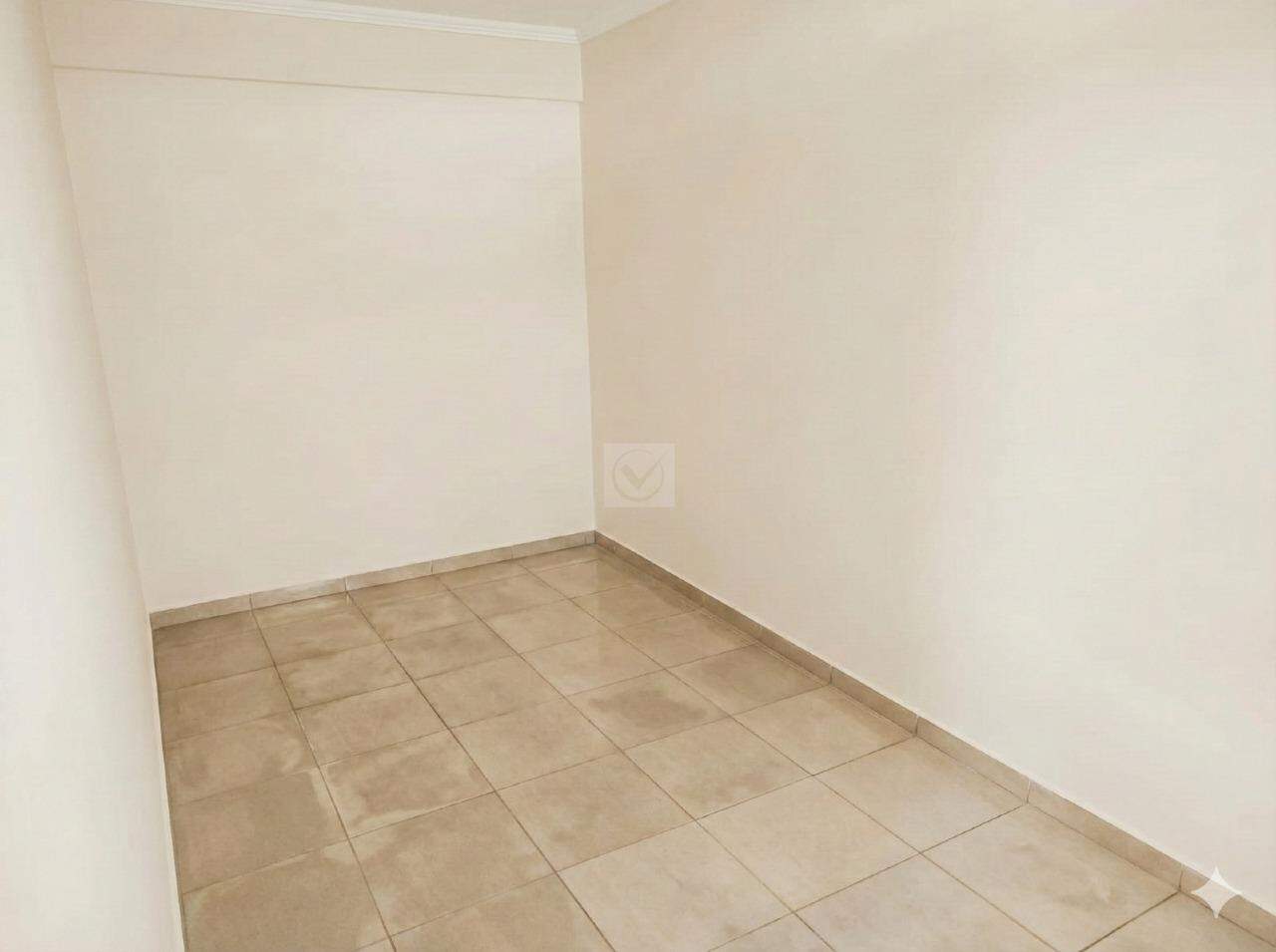 Casa Espaçosa de Esquina com 4 Quartos no Bairro Marianga! - Foto 12