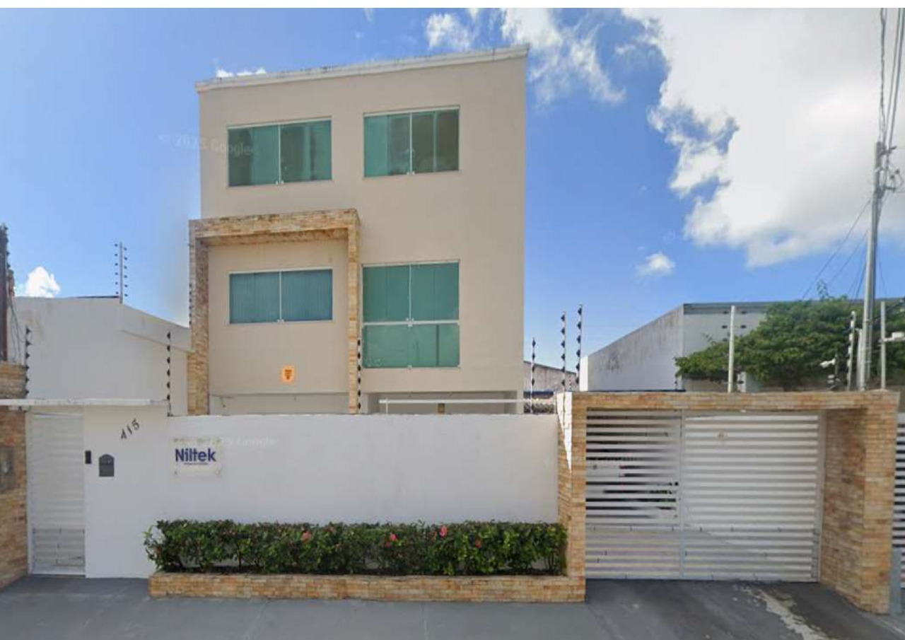 Venda -Casa no Inacio barbosa 4 quartos sendo 3 suítes e 3 vagas de garagem .