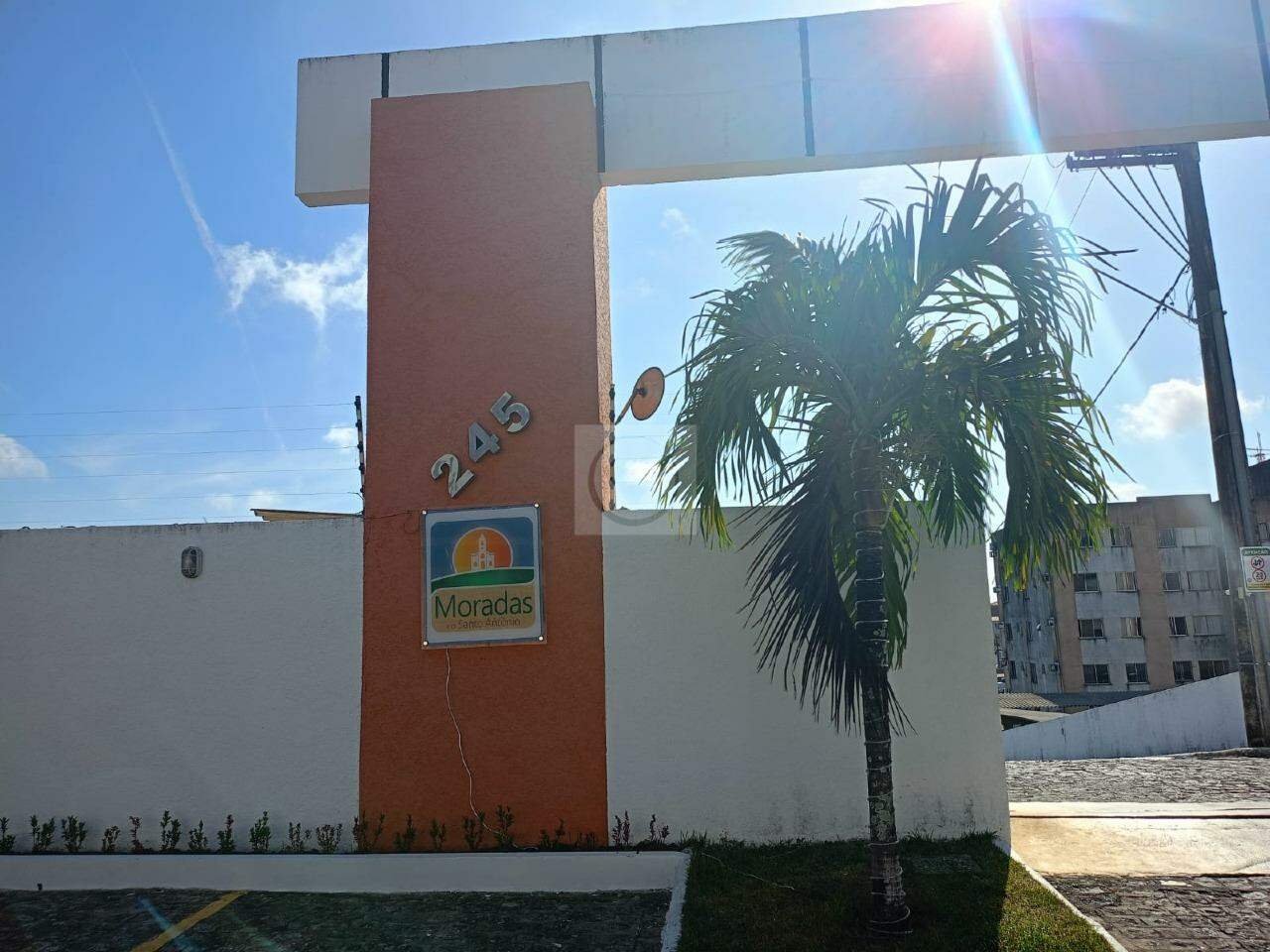 Apartamento semi mobiliado