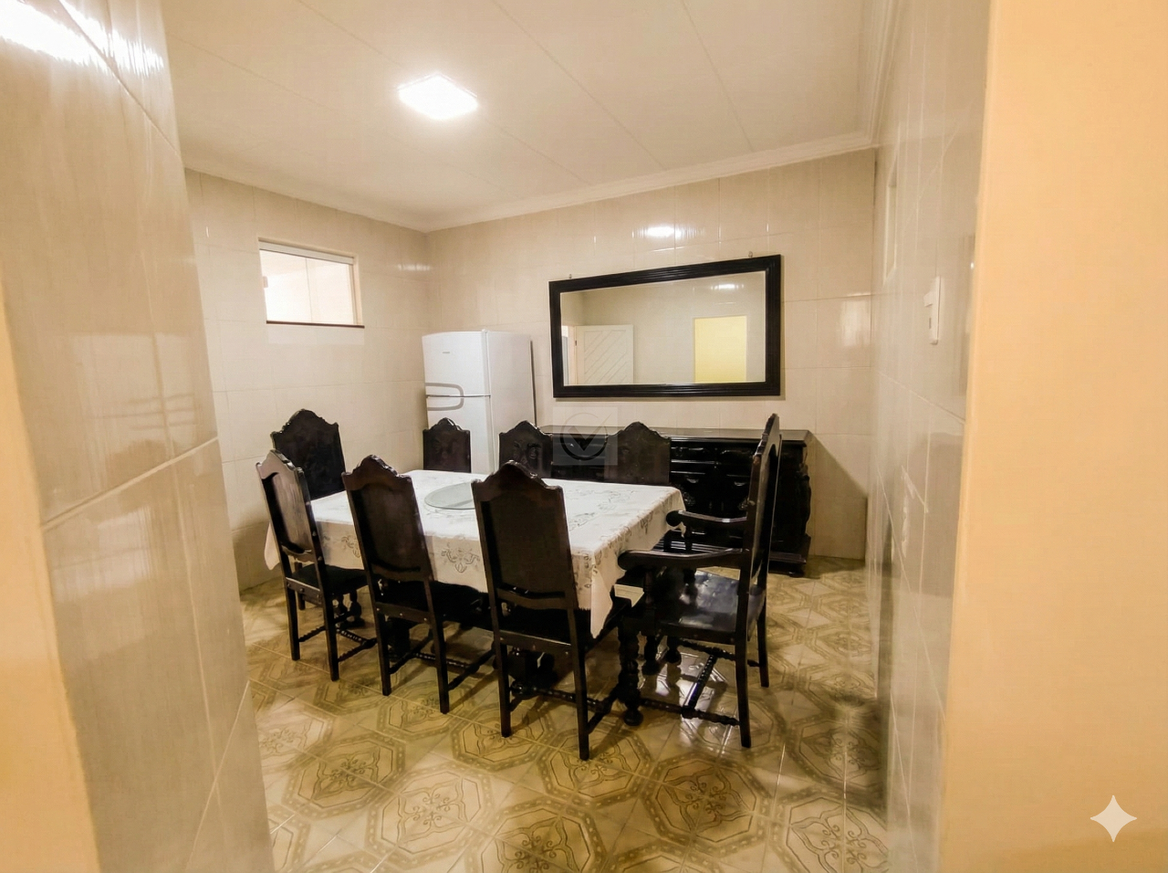 Casa Impecável no Marianga com Lazer Completo e 2 Garagens Independentes! - Foto 5