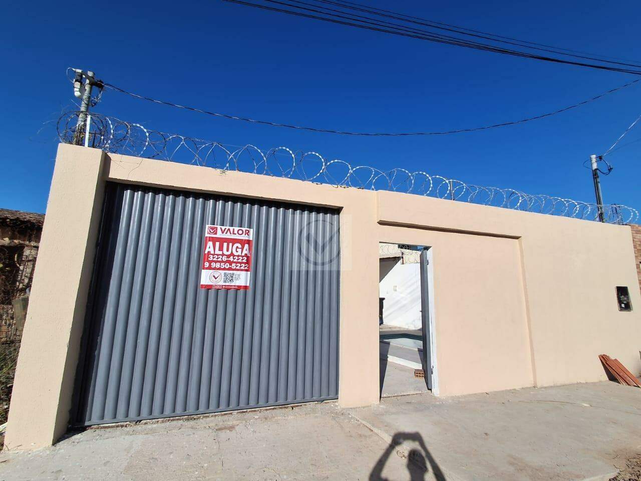 CASA PARA LOCAÇÃO COM PISCINA – PRÓXIMO AO DOM BASÍLIO