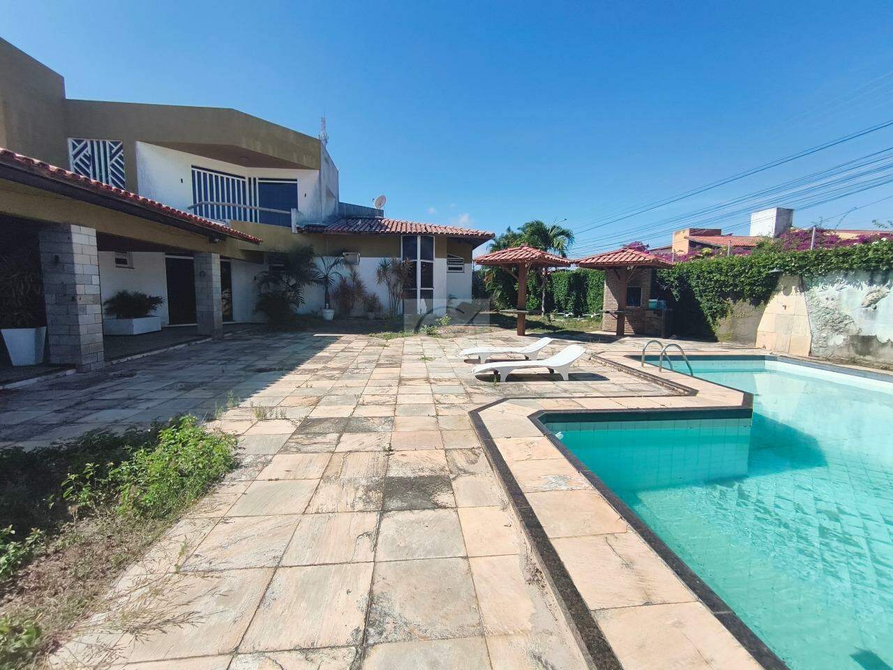 Casa à venda, 3 quartos, 3 suítes, 1 vaga, Coroa do Meio - Aracaju/SE