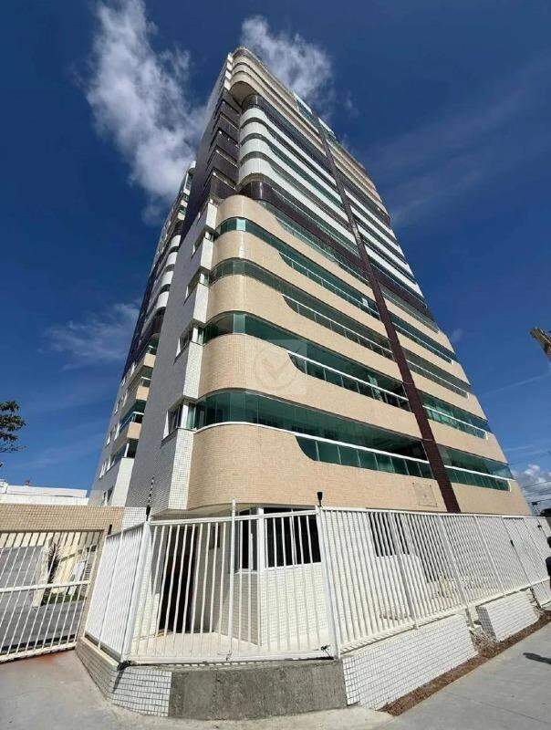 Onde a Sofisticação encontra o Horizonte: Cobertura Duplex na Mansão Edith Piaf