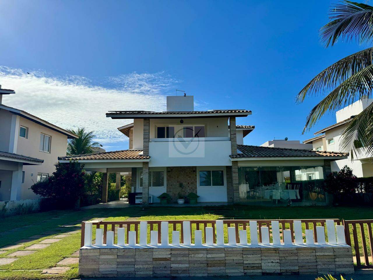 Casa Frente Mar no Condomínio Portal dos Coqueiros