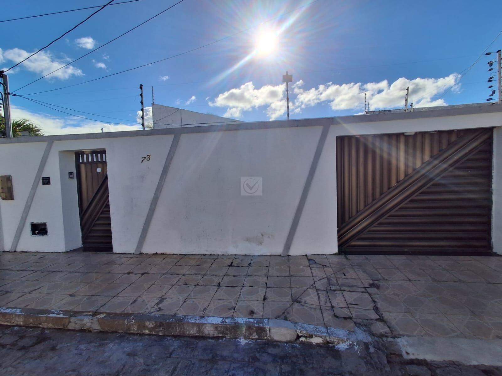 Casa na Aruana em Aracaju/SE – Amplo Espaço e Próxima à Praia em Rua Tranquila - Foto 2